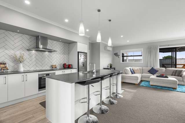 130 Coast Boulevard Papamoa Beach_1