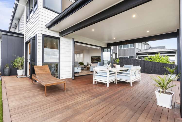 14 Thistle Close Beachlands_11