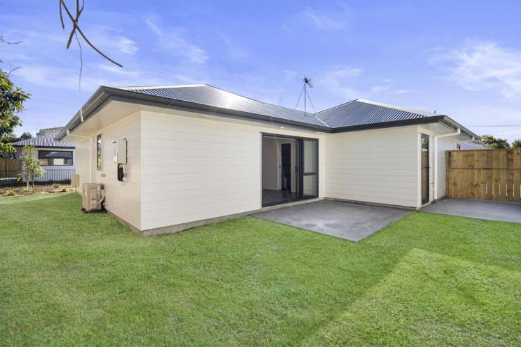 4/7 Fenwick Crescent 1076_10