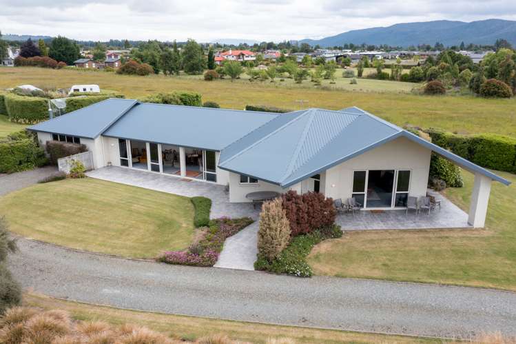 56 Hawea Place Te Anau_3