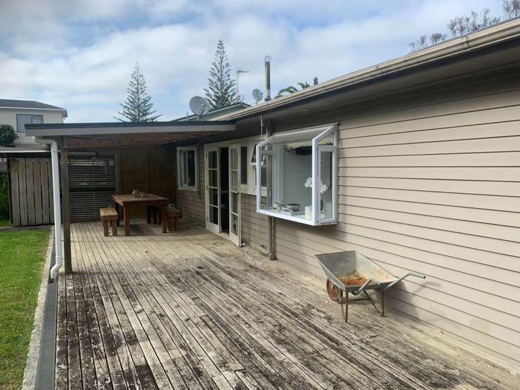 18 Hellyers Street Birkdale_10