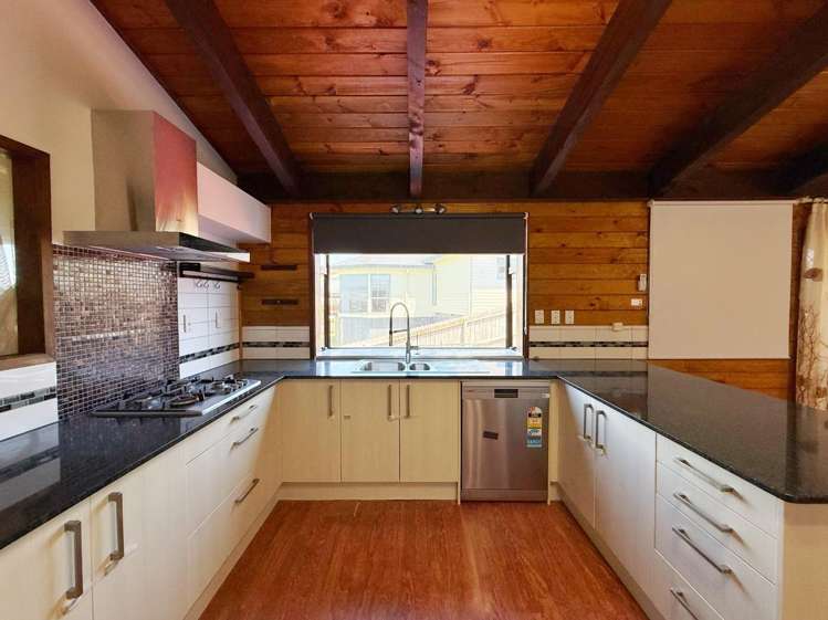 113 Luckens Road 11426_5