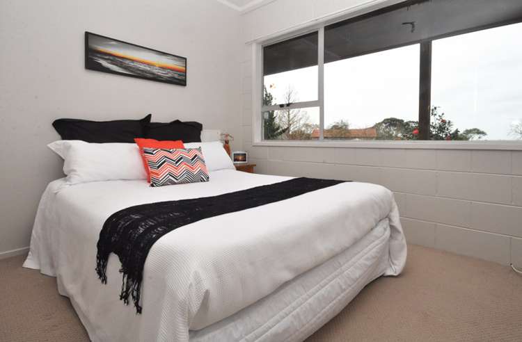 1/55a West Lynn Road Titirangi_17