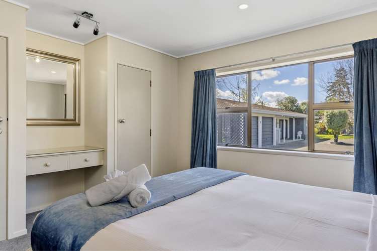 2/7 Kathleen Place Rainbow Point_21