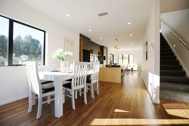 25 Tannaghmore Drive Flat Bush_4