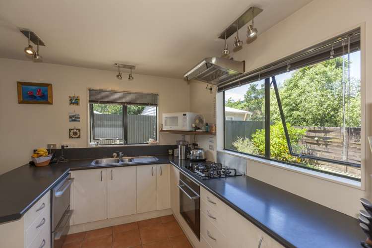 7 Atarau Grove Paraparaumu_21