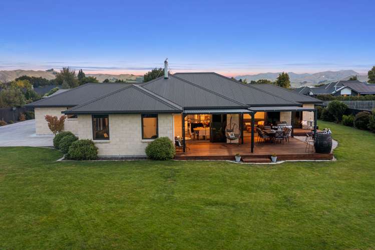 33 Birchwood Avenue Burleigh_33