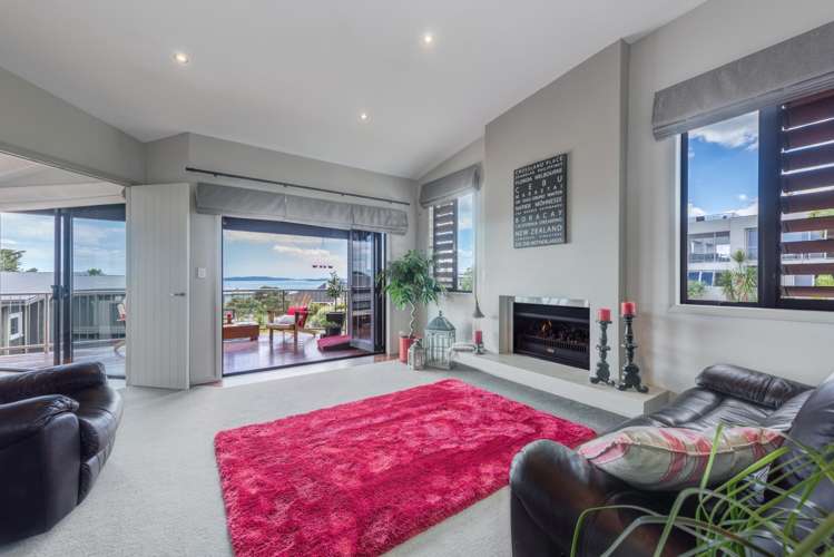 16 Crossland Place Maraetai_9