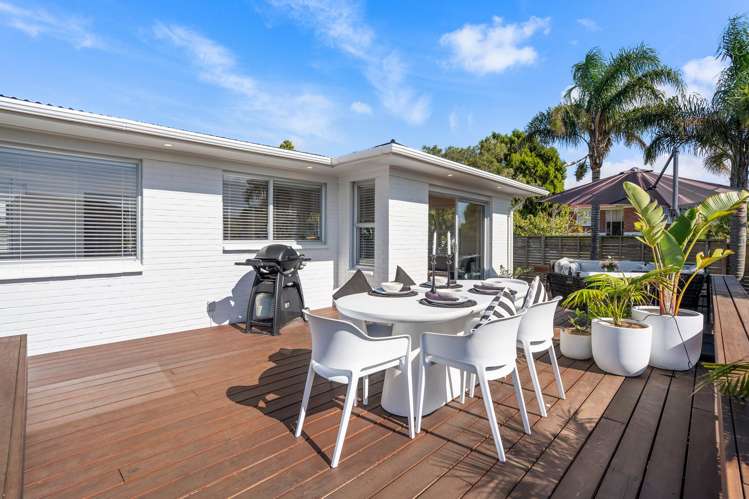 23 McBreen Avenue Northcote_10