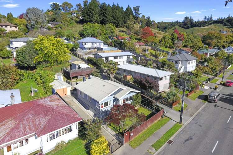 84 Toi Toi Street Toi Toi_12