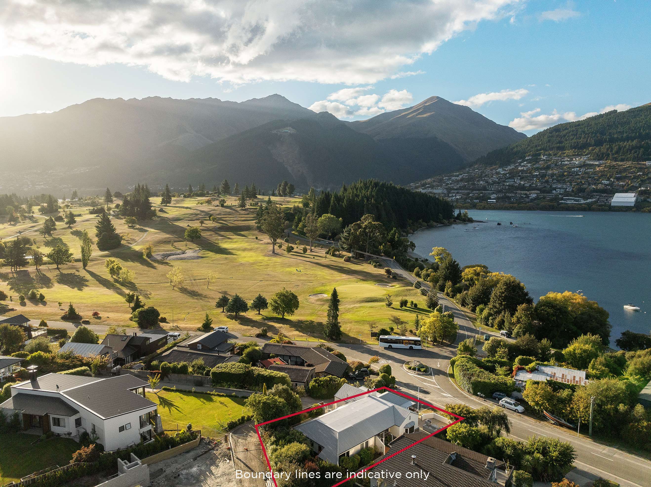 732 Peninsula Road Kelvin Heights Queenstown Houses for Sale
