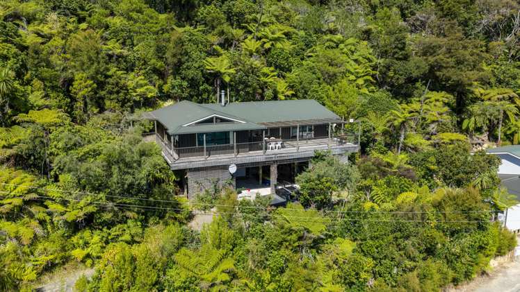 1775 Kenepuru Road Broughton Bay_15