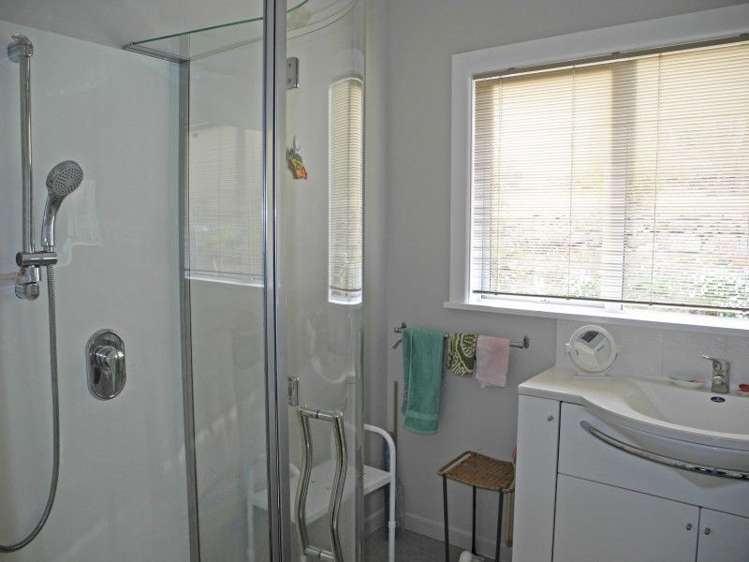 1 Pipers Valley Road Duvauchelle_6