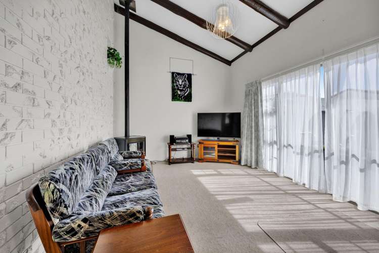 2/9 Kauri Street Inglewood_11