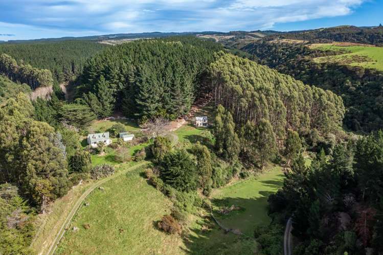 61 Coutts Gully Road Taieri Beach_33