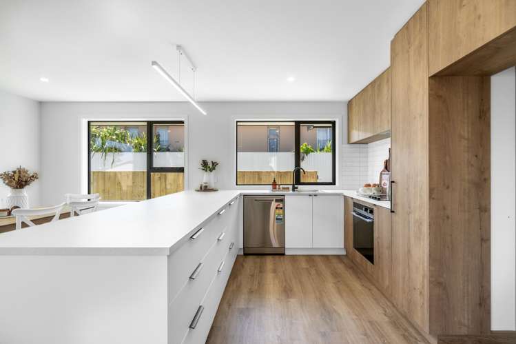 318 Crinan Street Georgetown_6