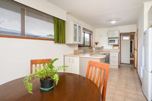 7 Norfolk Crescent Feilding_4