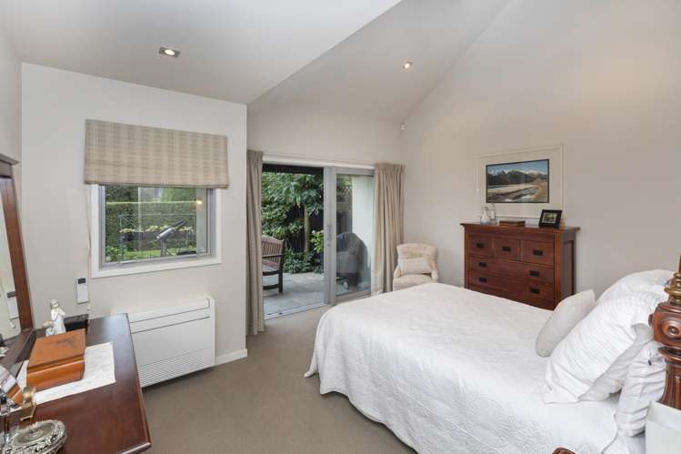 11 Bluestone Drive Parklands_11