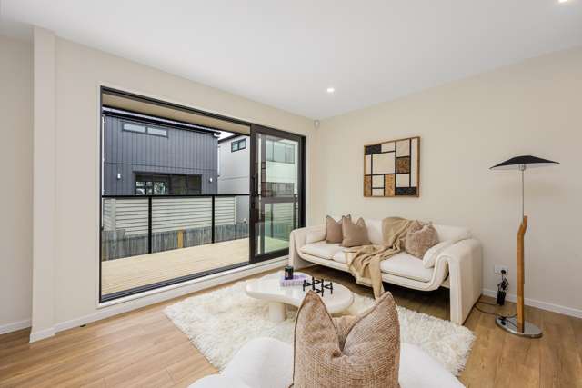 3/9 Catalina Crescent Forrest Hill_2