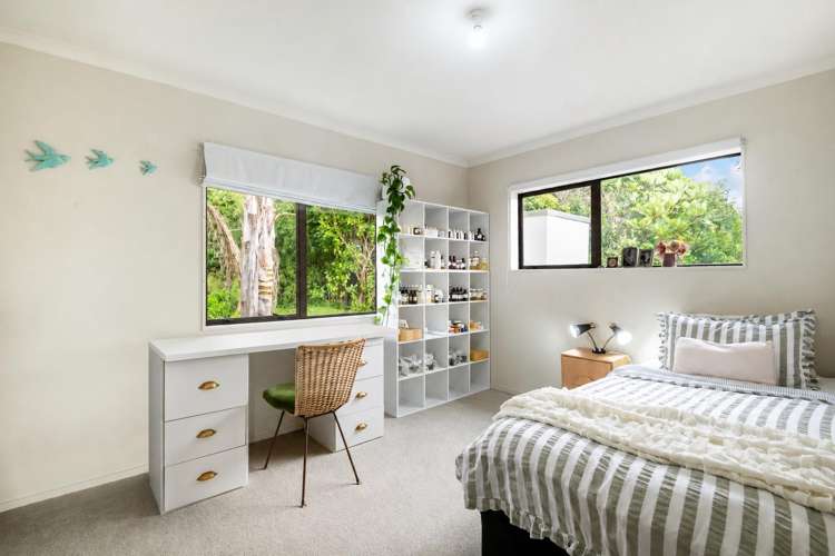 16 Rakau Views Orewa_14