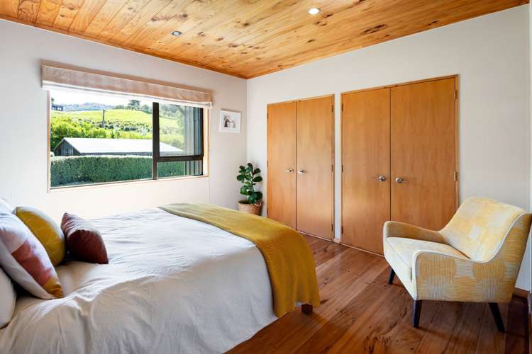 8 Tiwarawara Lane Puketotara_28