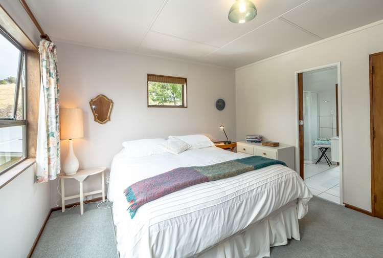 68 Eringa Road Longbush_12