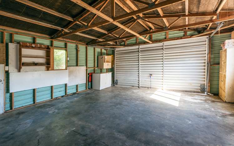 20 Te Makiri Road Onetangi_14