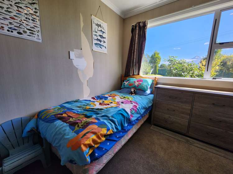 18 Rugby Road Tariki_9