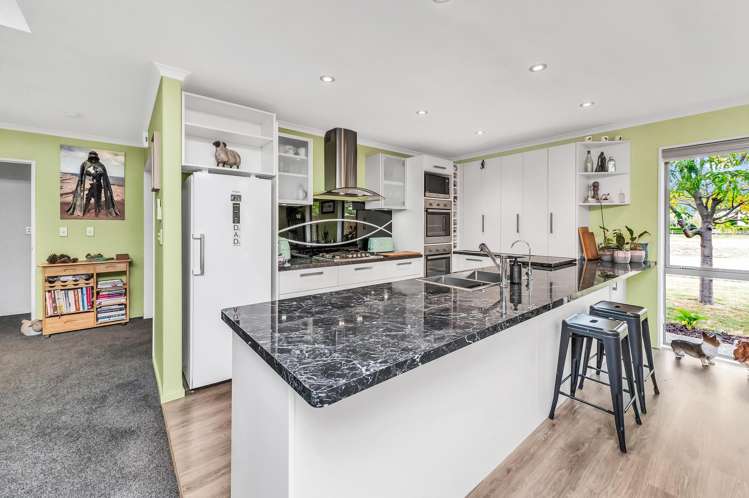 66 Preston Avenue_5