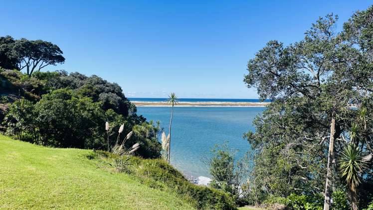 36 Findlay Street Mangawhai Heads_13