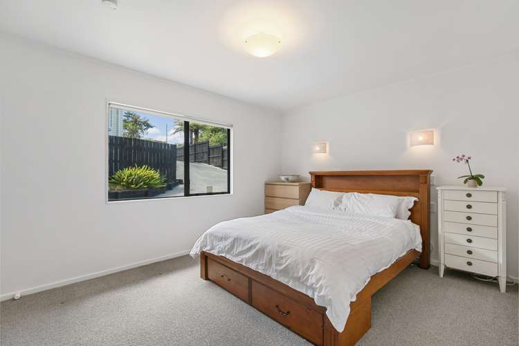2/44 Paragon Avenue Beach Haven_6