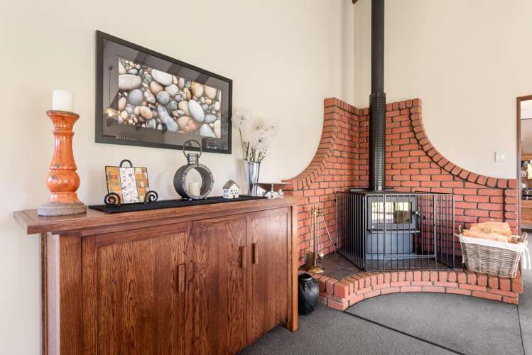 3 Raeburn Place Gore_8