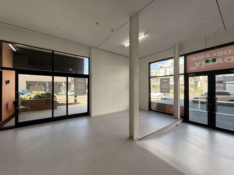 Unit A/72 Adelaide Road Mount Cook_4