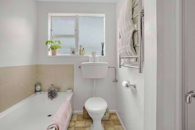 21 Hamerton Street Naenae_8