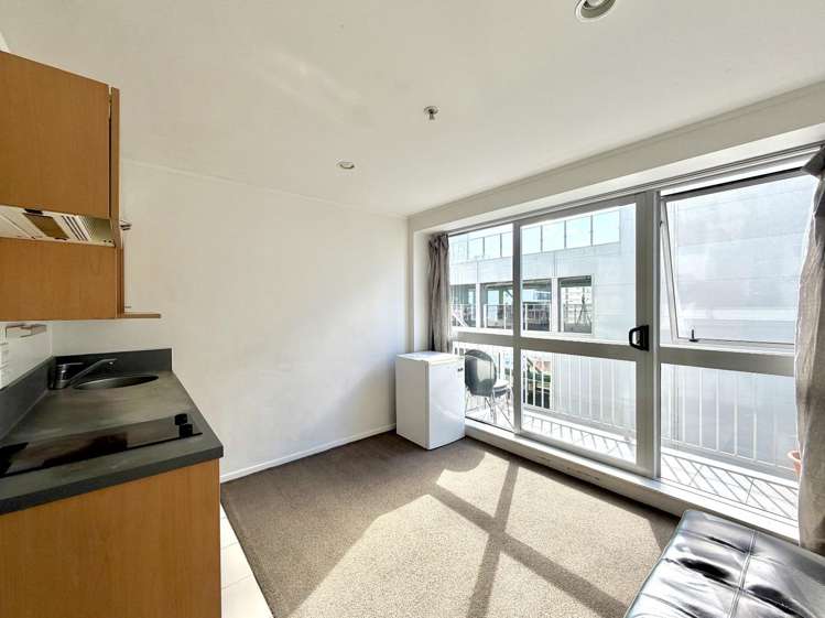 8D/189 Hobson Street 10015_3