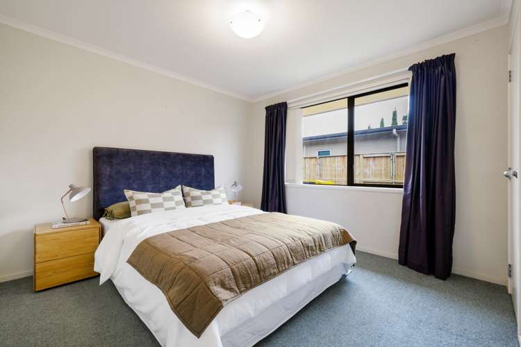 12 Miers Glade Rototuna North_16