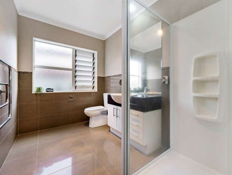 108 Jeffs Road Flat Bush_14