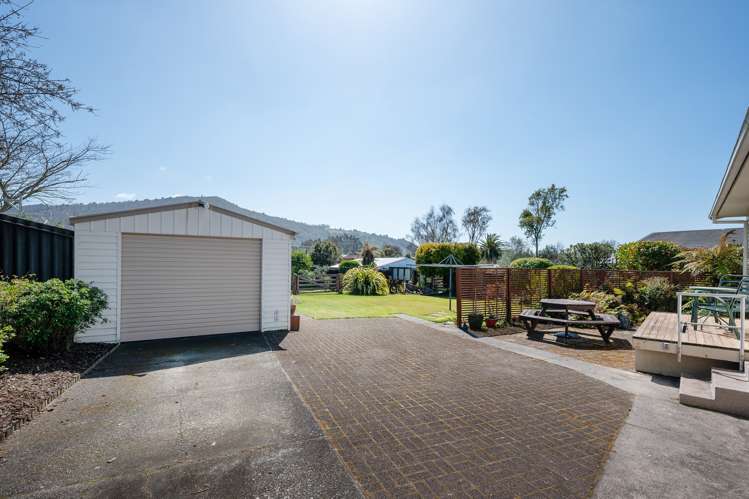 9 Totaravale Street Pukehangi_12