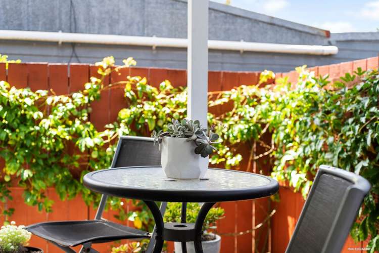 92 Sturges Road Henderson_14