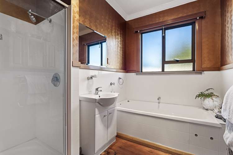 69 Domett Street Opunake_14