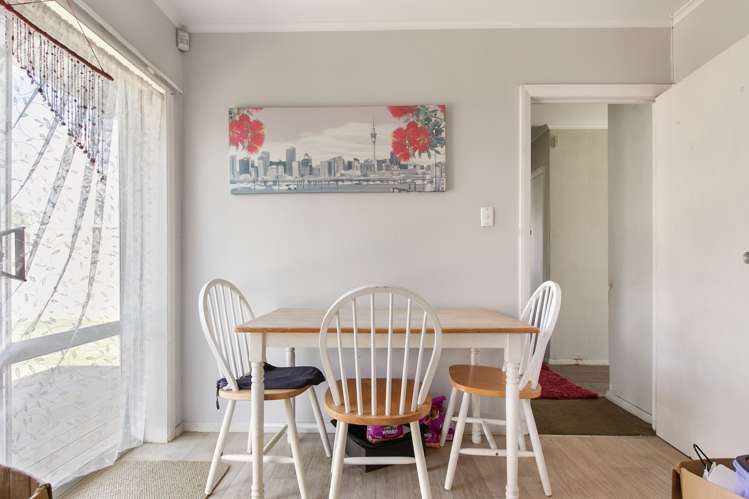 1/22 Sutton Crescent Papakura_5