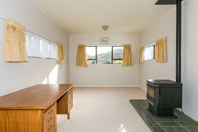 2 Ewan Place Taradale_24