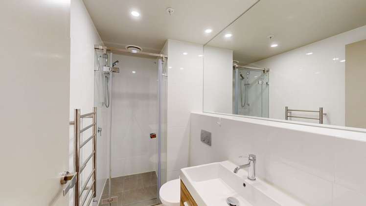 801/111 Dixon Street 2185_9