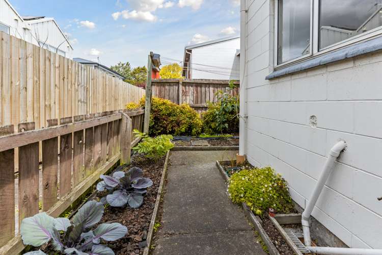 5/15 Buffon Street Waltham_9