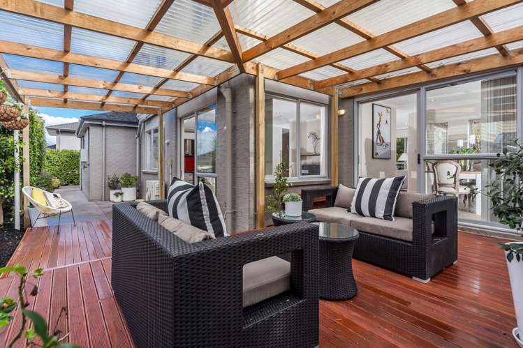 15 Seresin Crescent Flat Bush_20