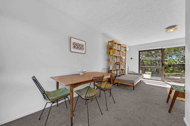 2/151 Blockhouse Bay Road Avondale_7