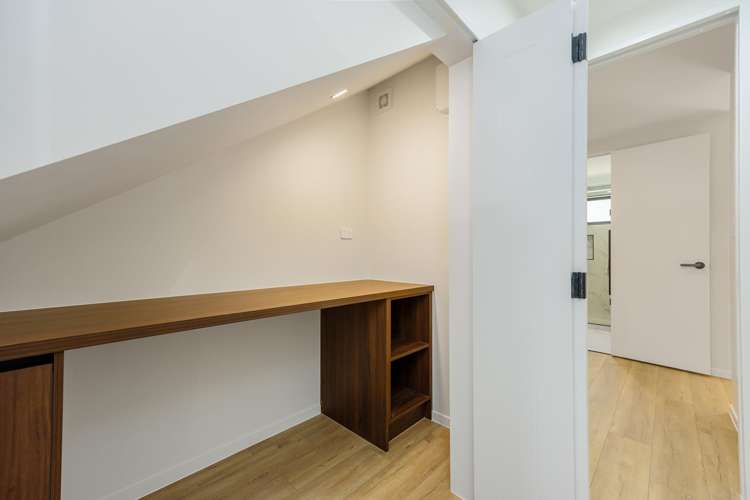 9B Catalina Crescent Forrest Hill_12