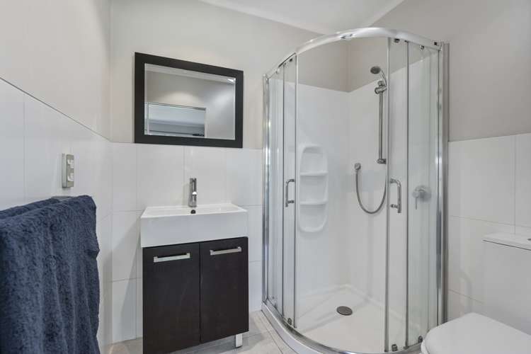 4 Waterlea Avenue Mangere Bridge_12