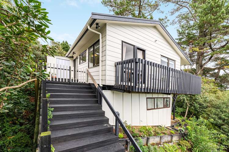 141 Attwood Road Paremoremo_22