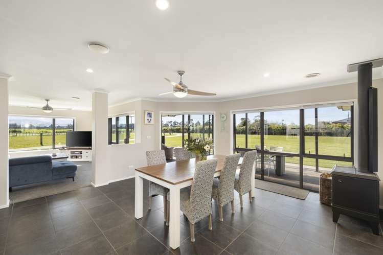 250 Hughes Line West Taratahi_6